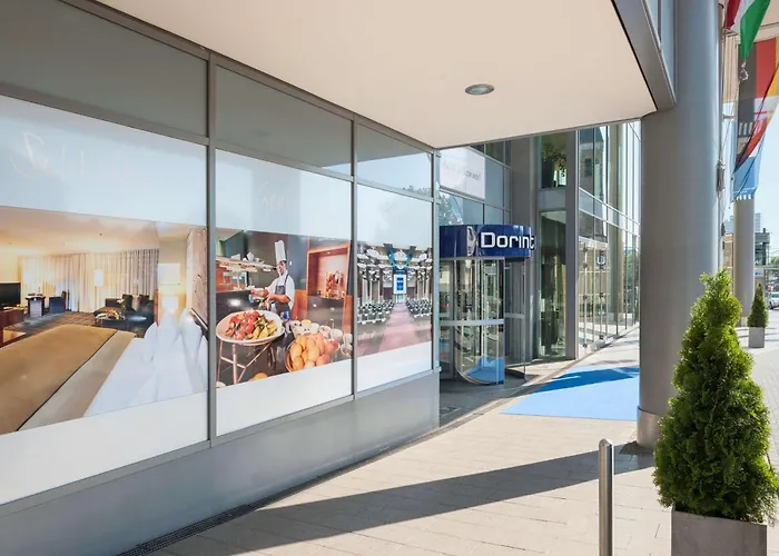 Dorint Am Heumarkt Otel 4*