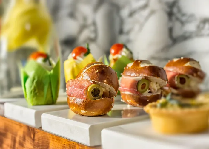 Dorint Am Heumarkt Otel 4*