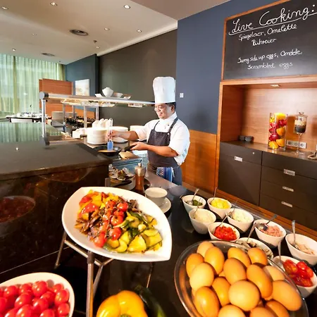 Otel Dorint Am Heumarkt 4*