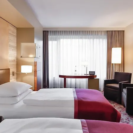 Otel Dorint Am Heumarkt 4*