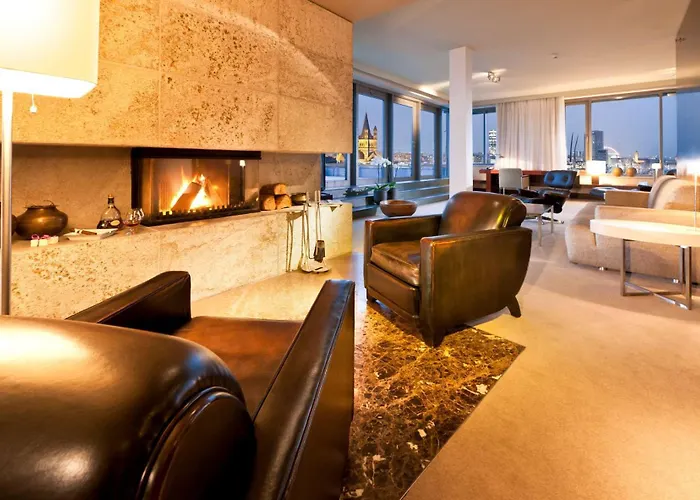 Dorint Am Heumarkt Hotel 4*