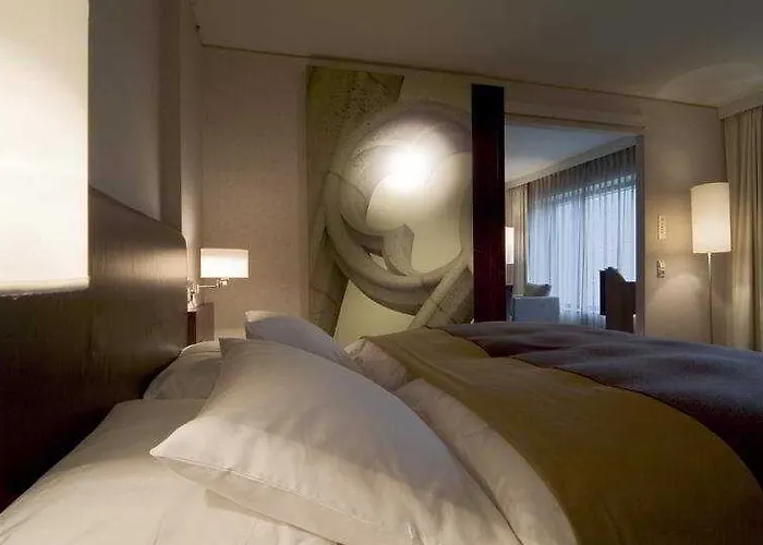 Dorint Am Heumarkt Kolonia