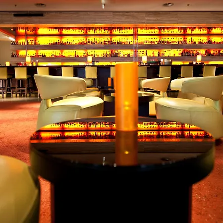 Dorint Am Heumarkt Κολωνία