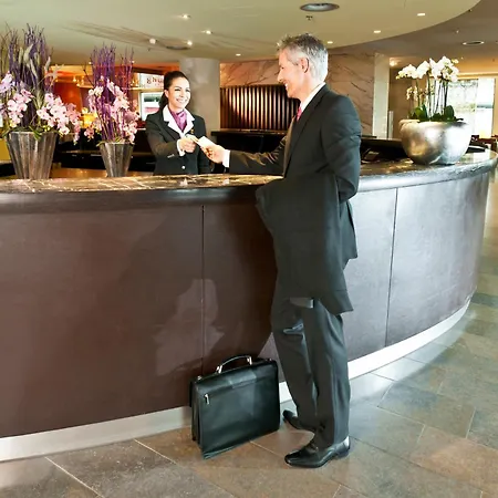 호텔 도린트 암 호이마르크트 4*