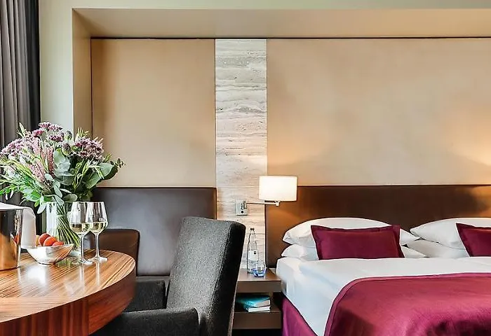 科隆干草市场多林特酒店 4*