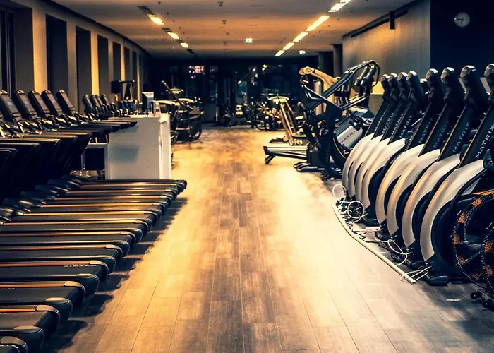 Dorint Am Heumarkt Hotel Cologne