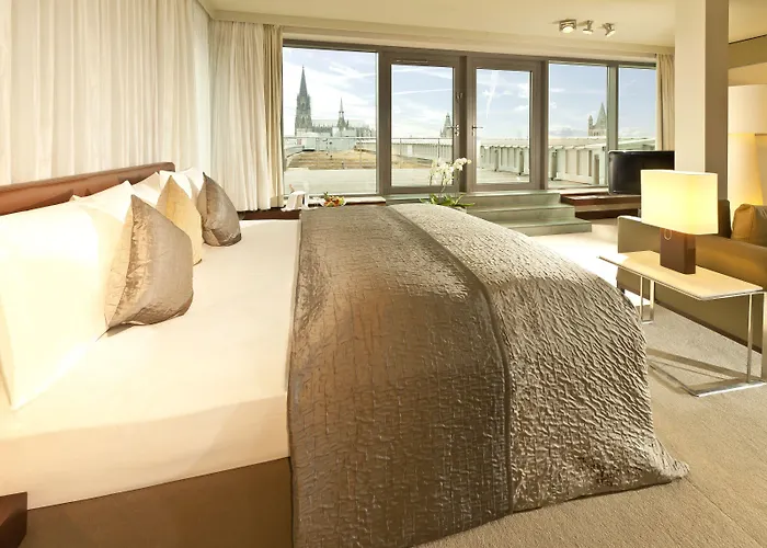 Dorint Am Heumarkt 4*