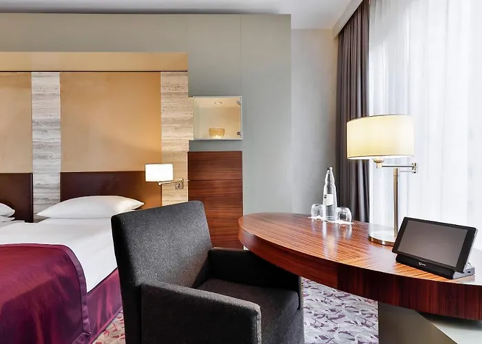 Dorint Am Heumarkt Hotel 4*